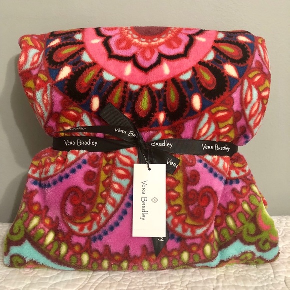 Vera Bradley Other - Vera Bradley Throw Blanket
